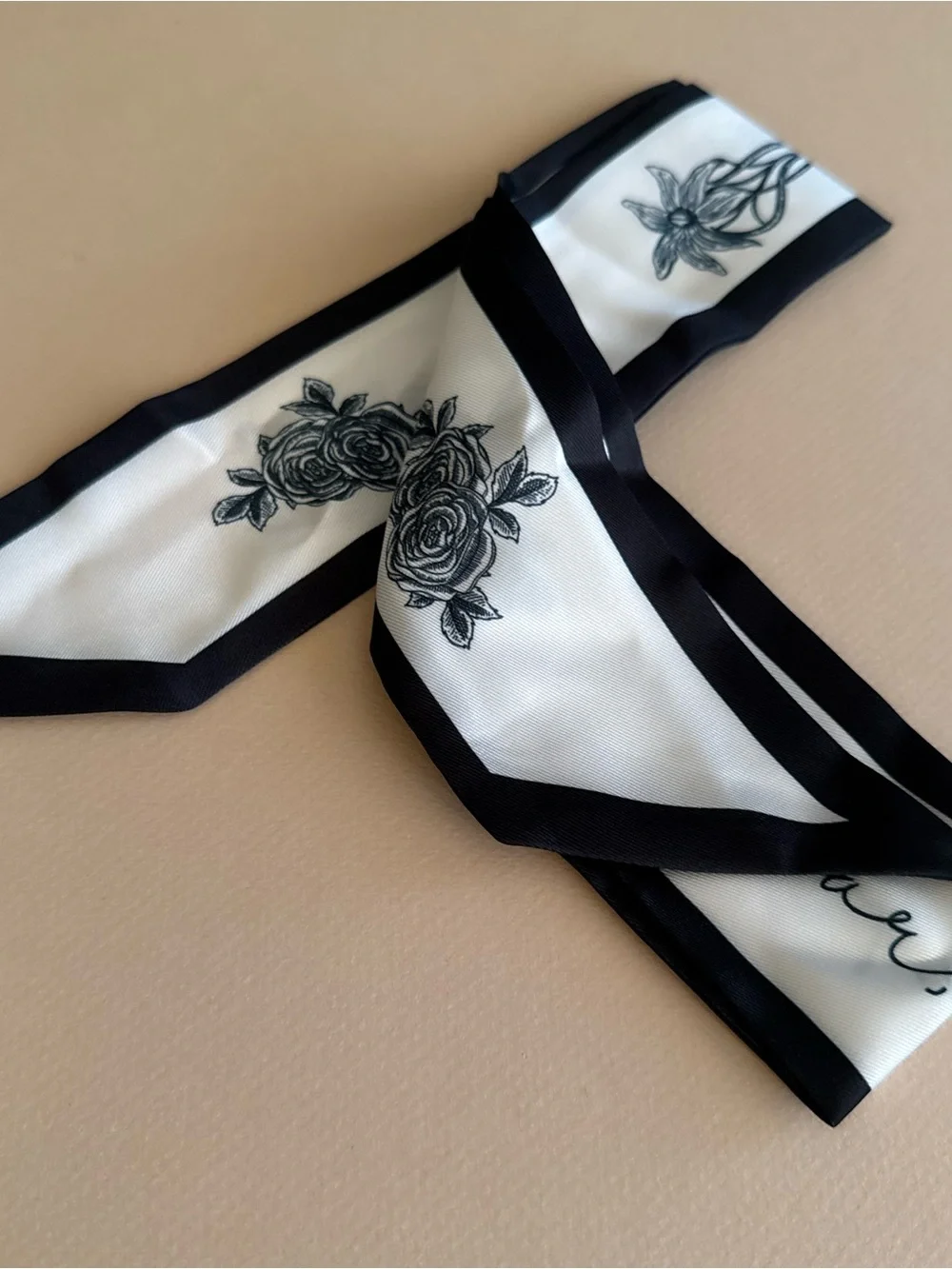 Floral Scarf M1587